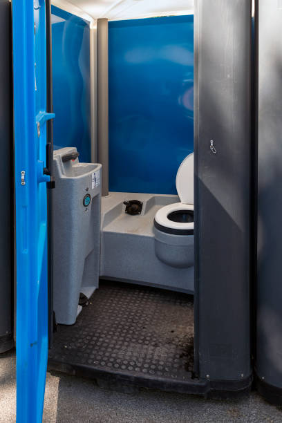 Best Portable restroom trailer rental  in Elmwood, LA